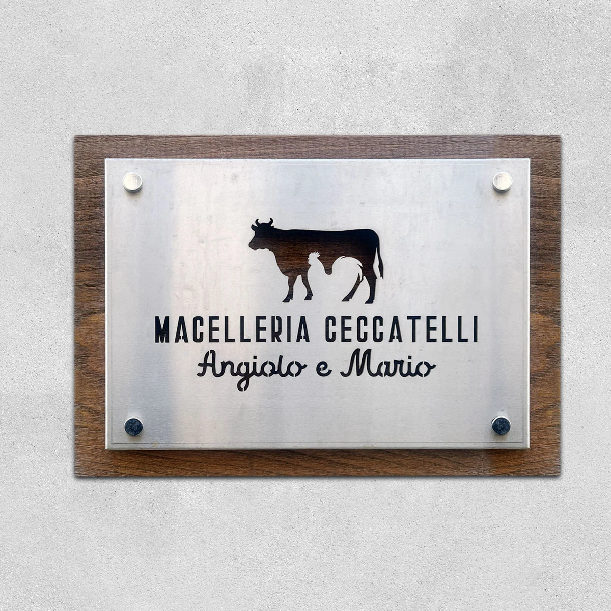 Realizzazione targa